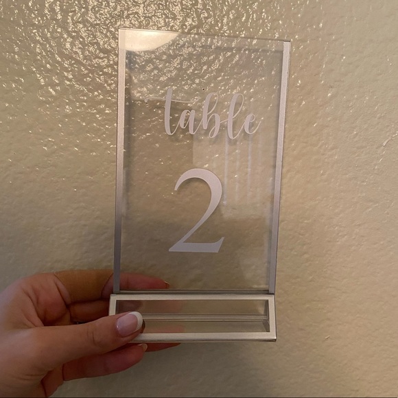 Acrylic Table Numbers (1-6) with Stands - Picture 1 of 1